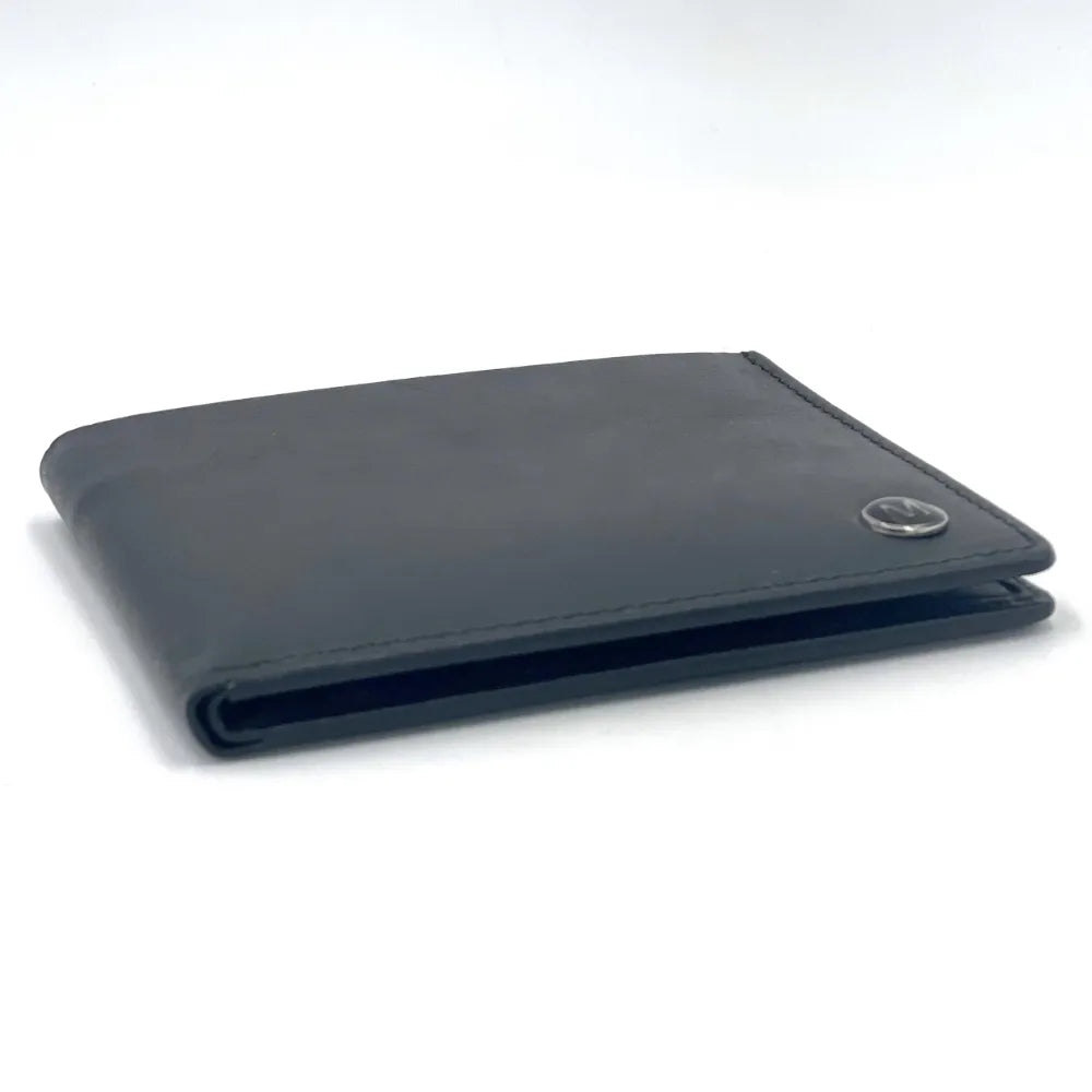 Italian leather slim bifold wallet from Maccessori — stylish gift for men — flat lay