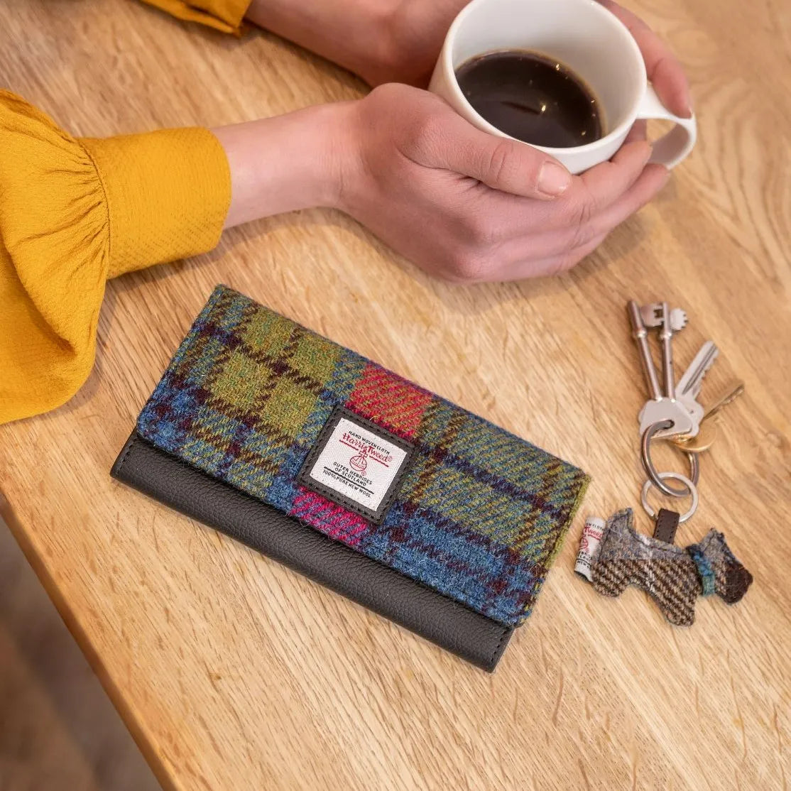 Harris Tweed Scotty dog keyring — unique Scottish gift in a range of Harris Tweed colours — colour close-up