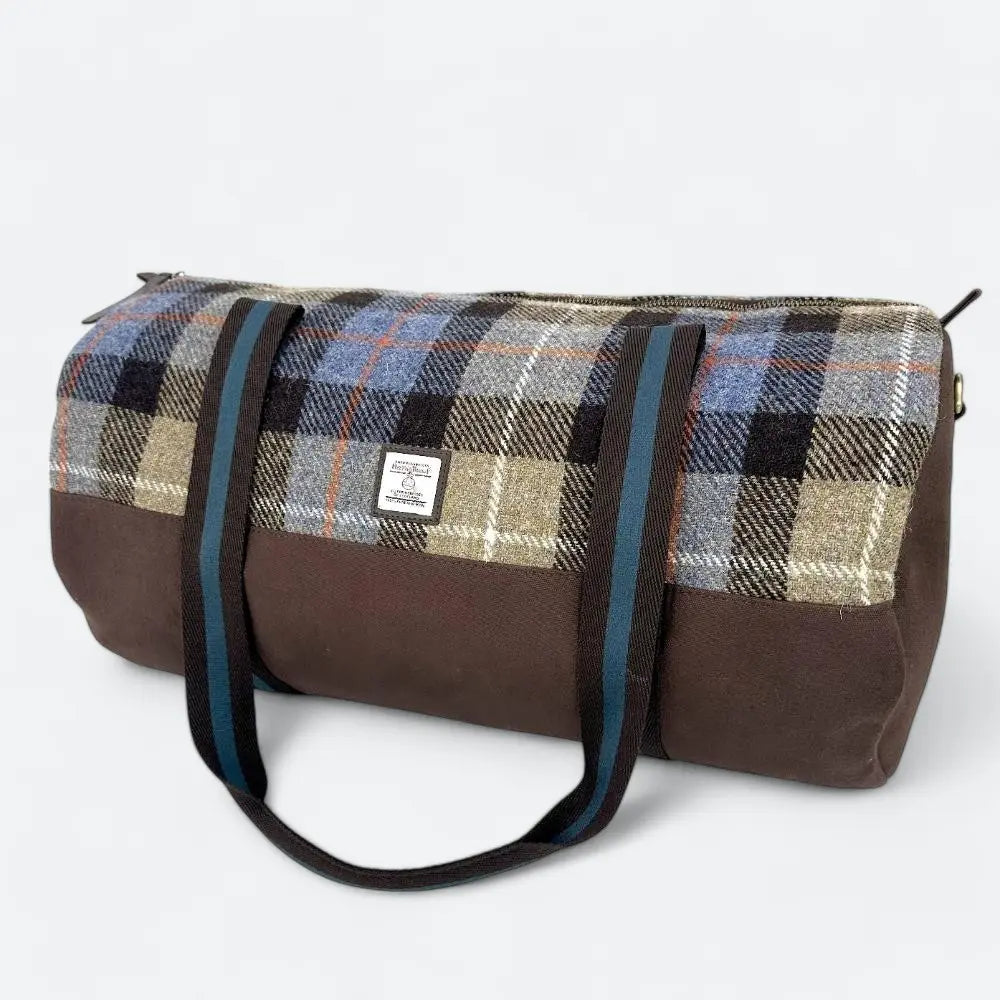 Harris Tweed barrel holdall — spacious Scottish travel gift in a range of Harris Tweed colours — close-up detail