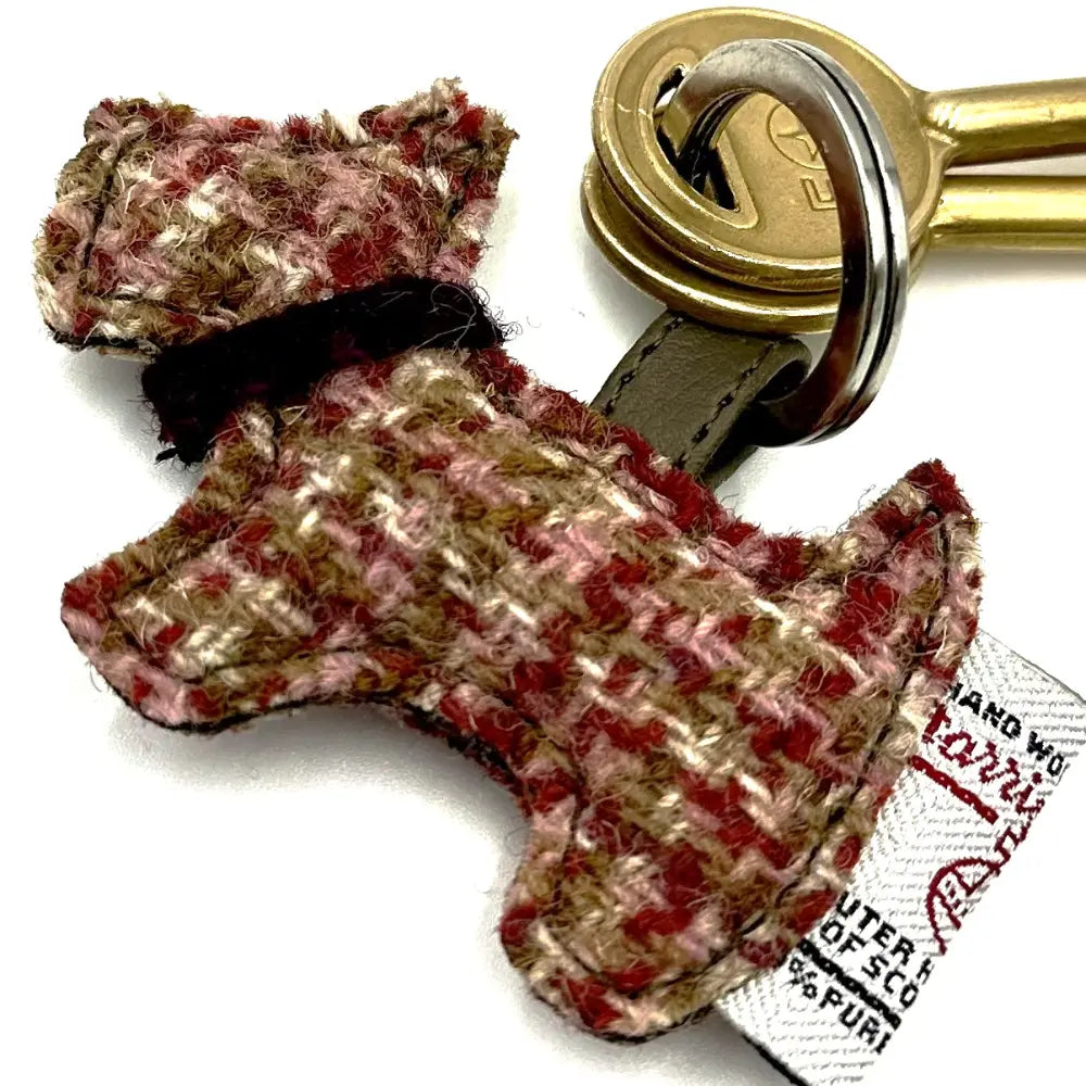 DOG KEYCHAIN