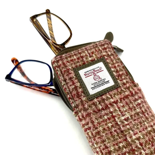 Harris Tweed Double Glasses Sleeve Maple with glasses