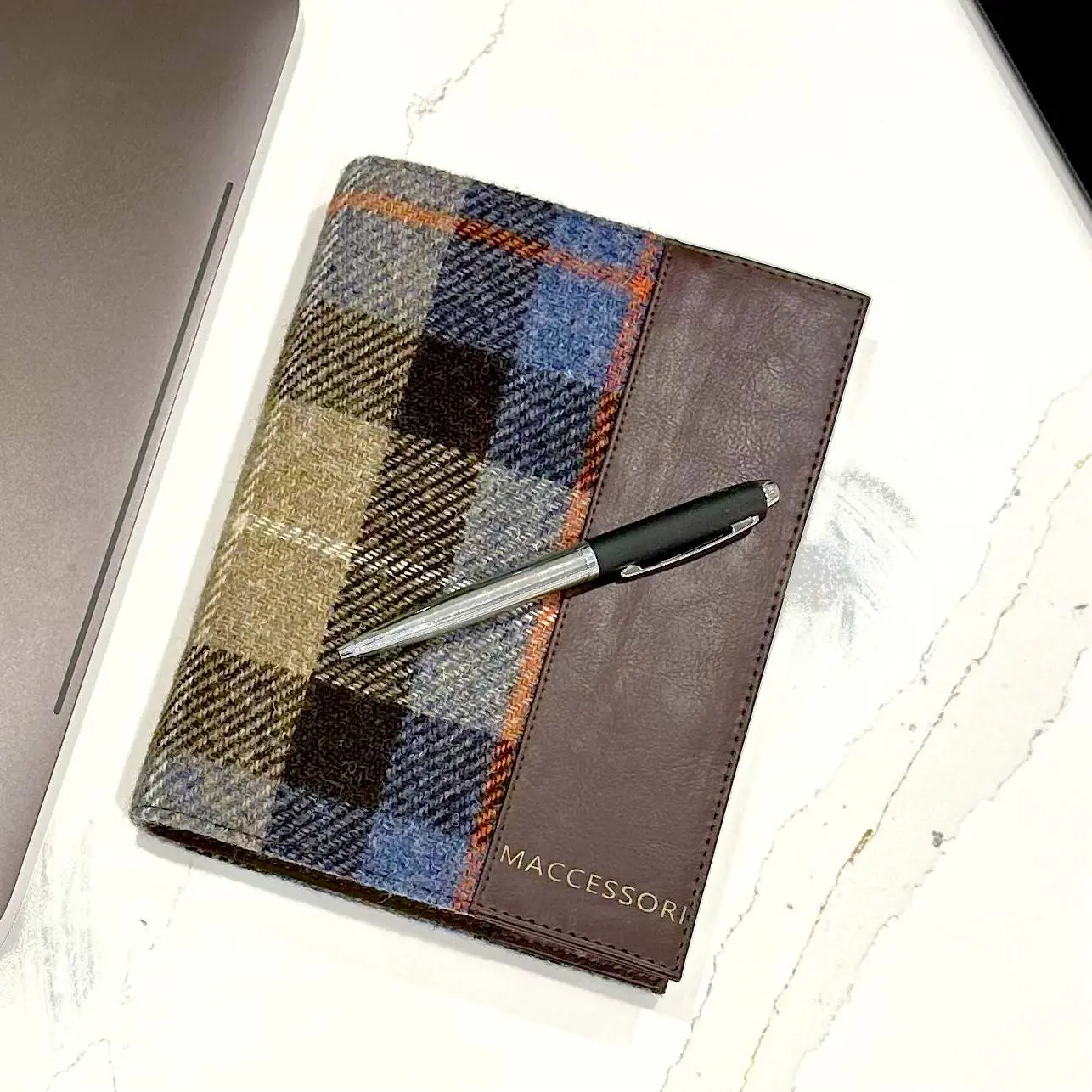 Harris Tweed Notepad lifestyles (2)