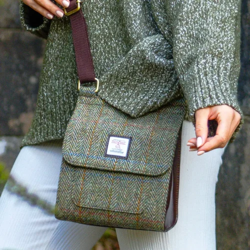 MEDIUM SATCHEL